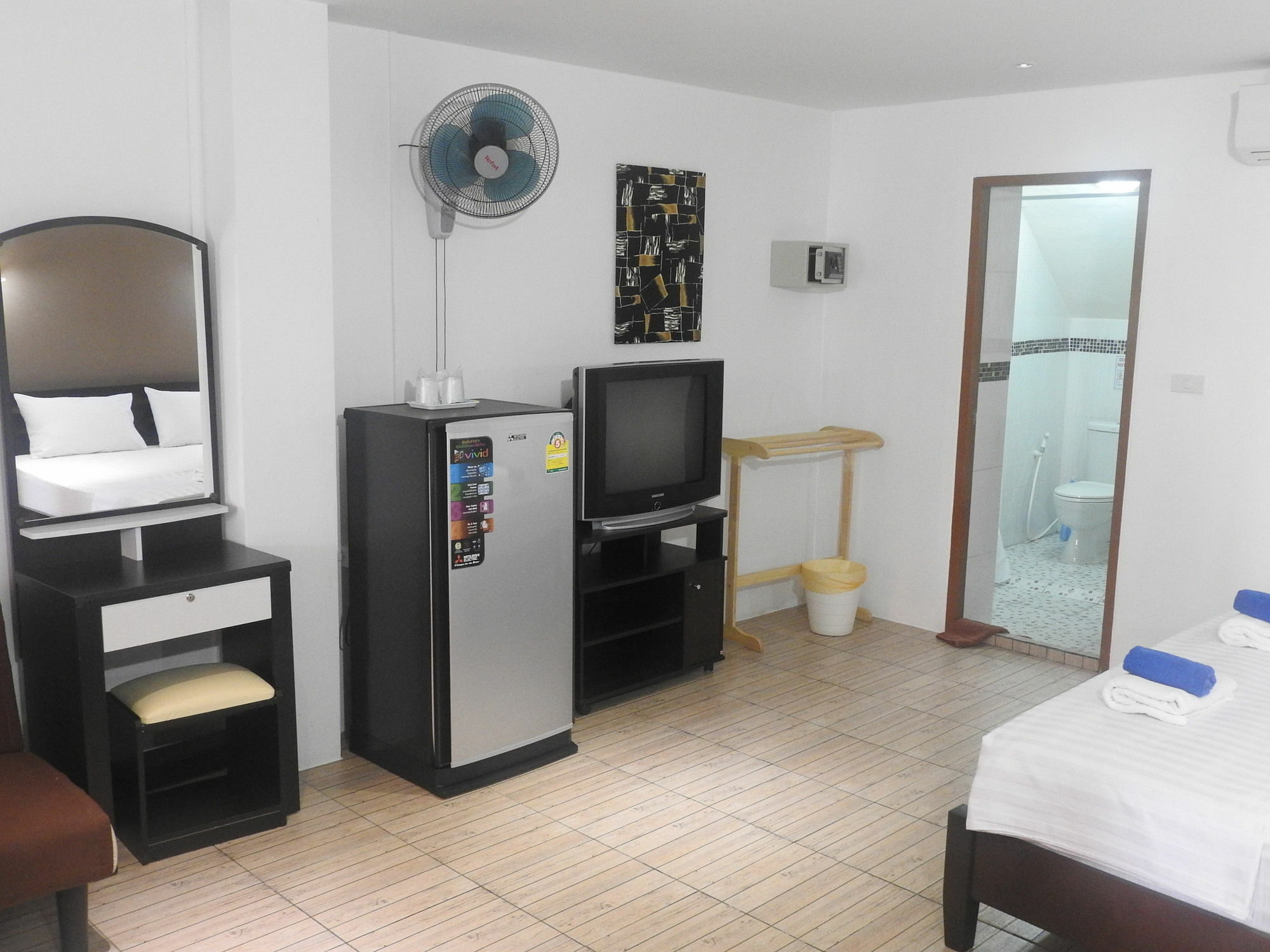 Allstar Guesthouse Karon المظهر الخارجي الصورة